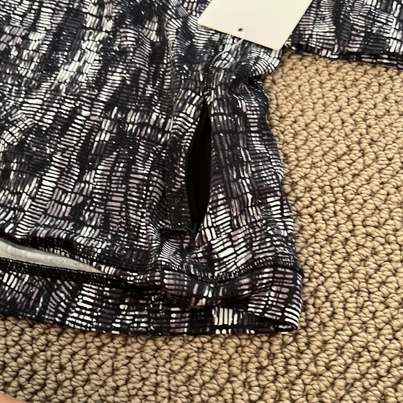 Lululemon It’s rulu run long sleeve w pocket - Picture 6 of 6